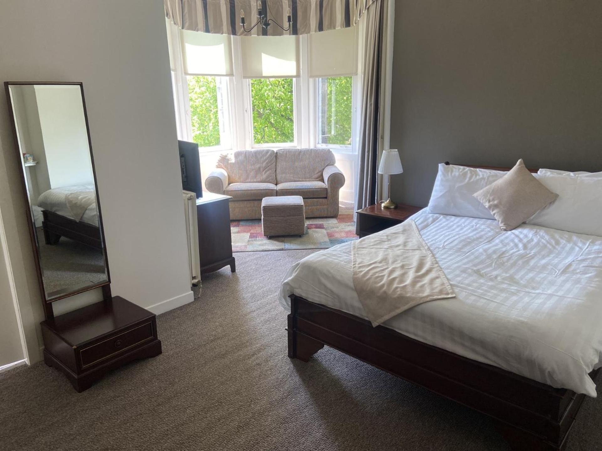 The Strathearn Hotel Dysart Экстерьер фото