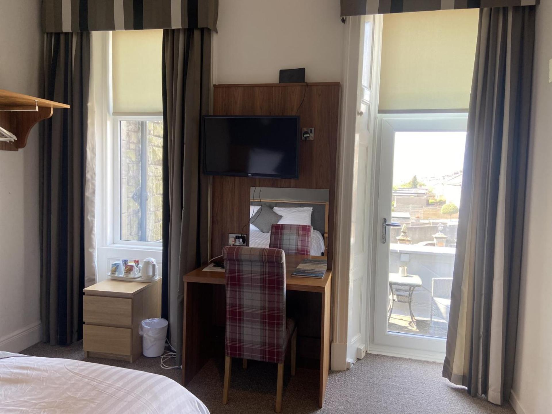 The Strathearn Hotel Dysart Экстерьер фото